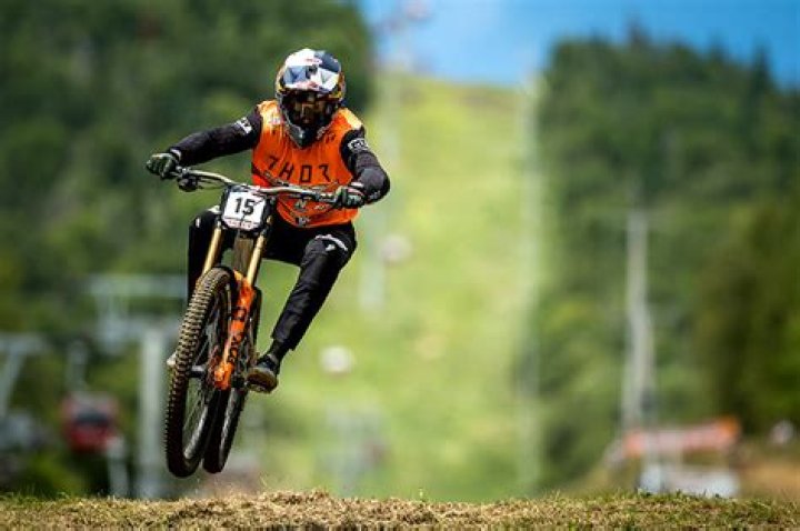 Aaron Gwin (bmxrider) Wiki,Age,Birthday,Biography,Height,Net Worth ..