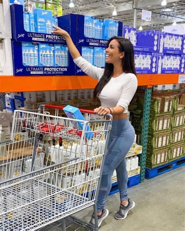 Ainsley Rodriguez (instagramstar) Wiki,Age,Birthday,Biography,Height,Net Worth ..