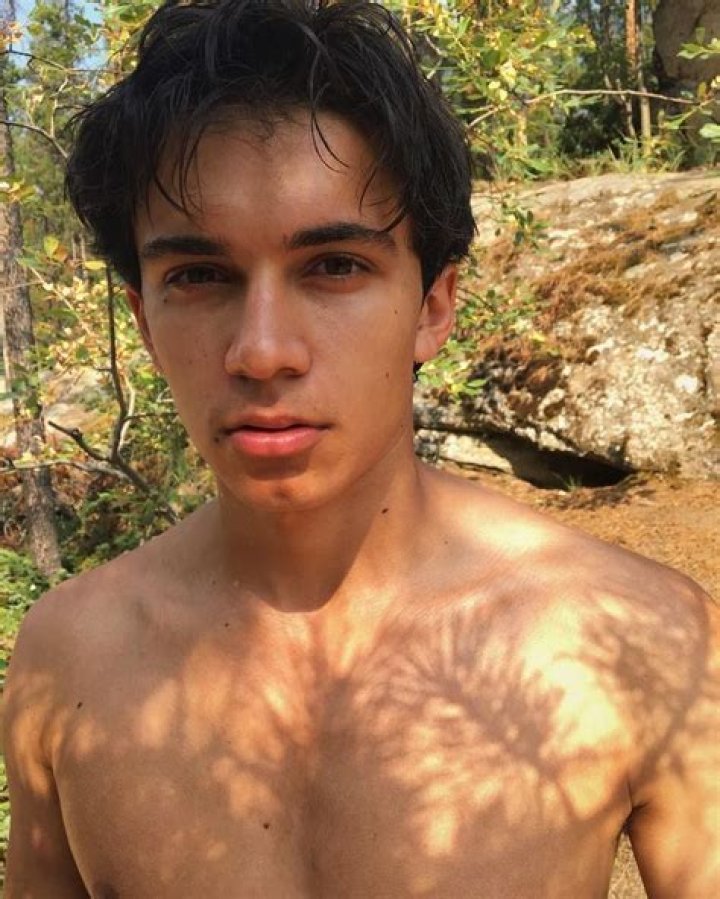 Ajay Friese (tvactor) Wiki,Age,Birthday,Biography,Height,Net Worth ..