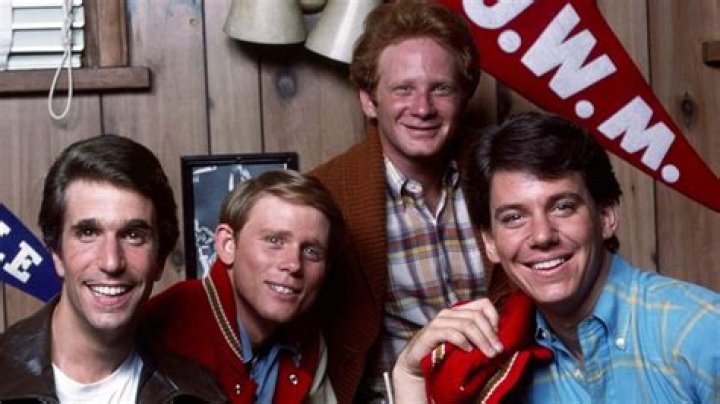 Al Molinaro - Bio, Age, net worth, Wiki, Facts and Family