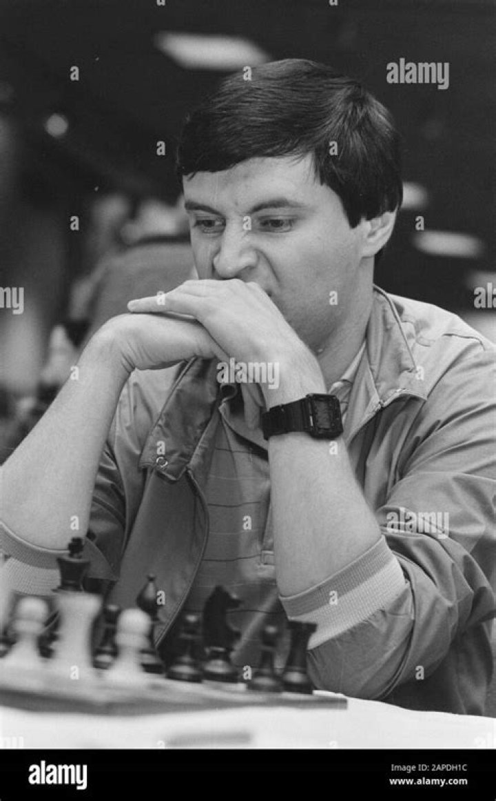 Alexander Chernin - Bio, Age, Wiki, Facts and Family