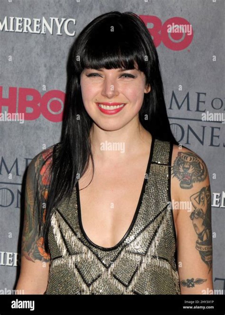 Alexis Krauss (rocksinger) Wiki,Age,Birthday,Biography,Height,Net Worth ..