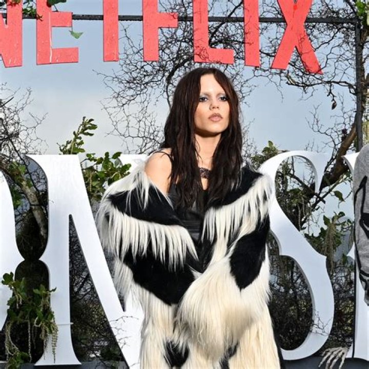 Alfred Gough (screenwriter) Wiki,Age,Birthday,Biography,Height,Net Worth ..