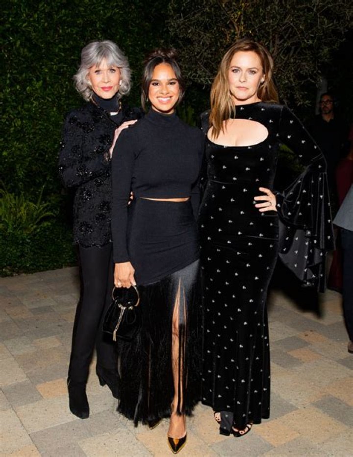 Alicia Silverstone (movieactress) Wiki,Age,Birthday,Biography,Height,Net Worth ..