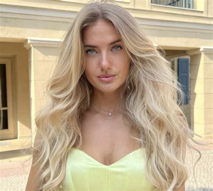 Alisia (popsinger) Wiki,Age,Birthday,Biography,Height,Net Worth ..