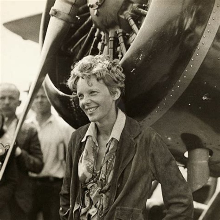 Amelia Earhart (pilot) Wiki,Age,Birthday,Biography,Height,Net Worth ..