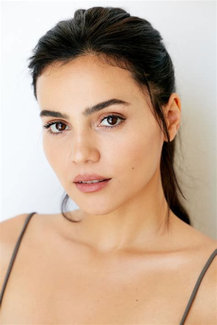 Andrea Londo - Bio, Age, Wiki, Facts and Family