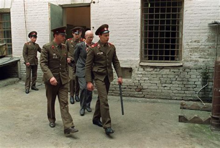 Andrei Chikatilo (criminal) Wiki,Age,Birthday,Biography,Height,Net Worth ..