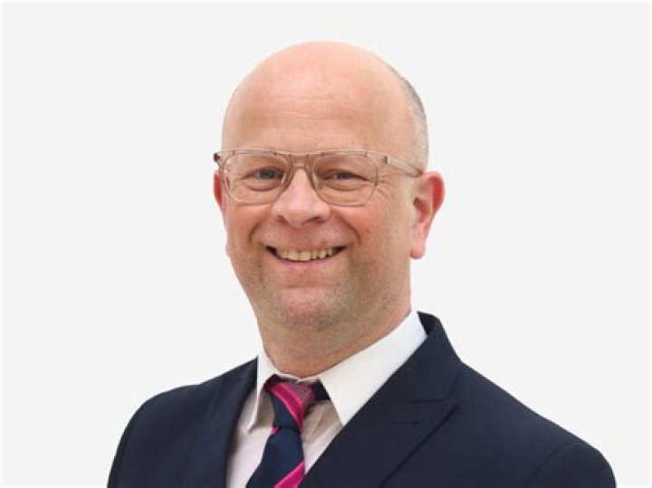 Andy Arthur Smith (webvideostar)-Wiki, Age, Net Worth, Biography , Spotify, TikTok, Facebook, Facts and Family