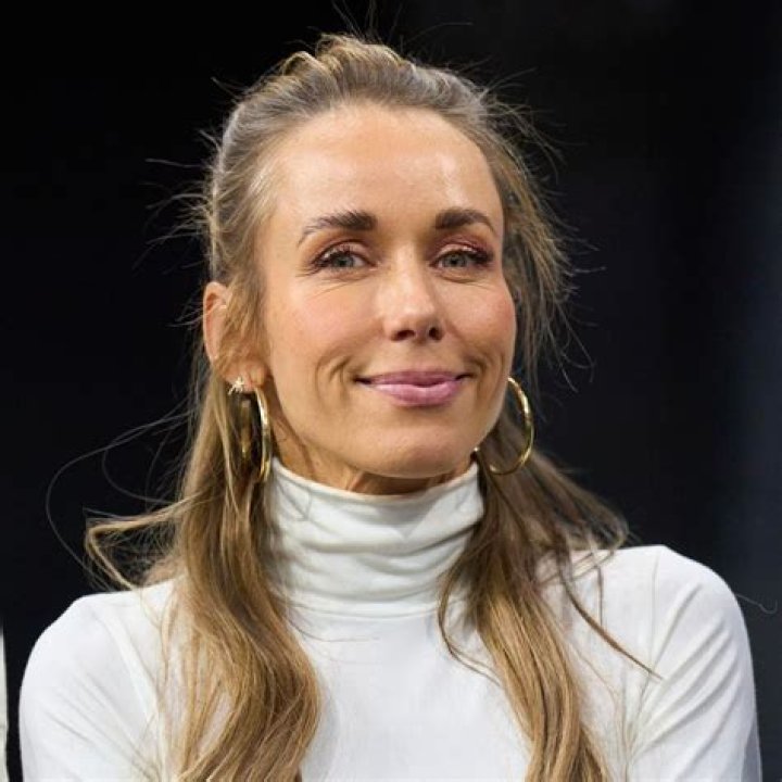 Annemarie Carpendale (tvshowhost) Wiki,Age,Birthday,Biography,Height,Net Worth ..