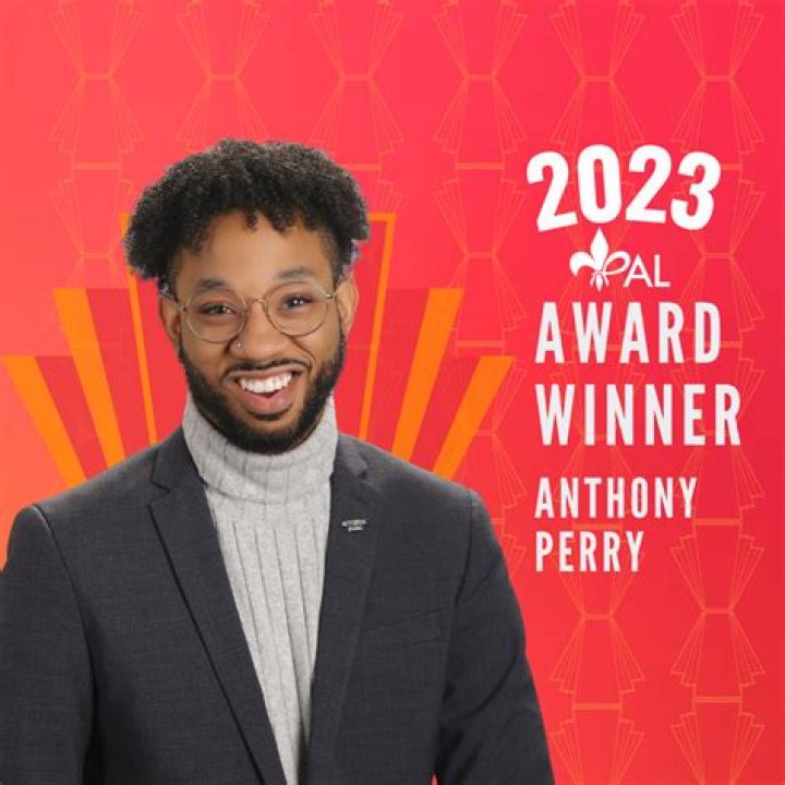 Tony Perry (guitarist) Wiki,Age,Birthday,Biography,Height,Net Worth ..