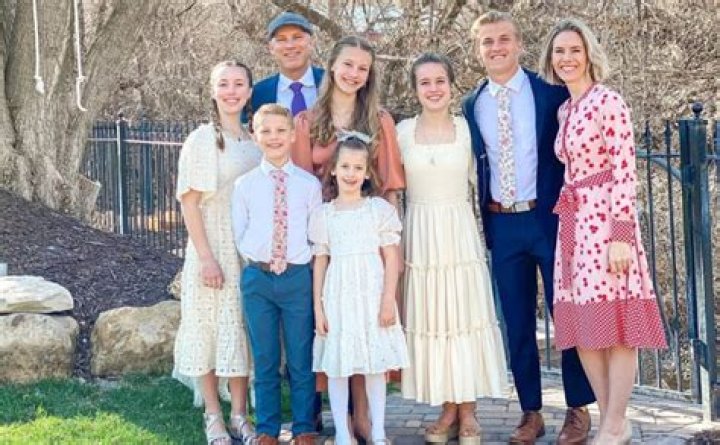 April Orgill (youtubestar) Wiki,Age,Birthday,Biography,Height,Net Worth ..