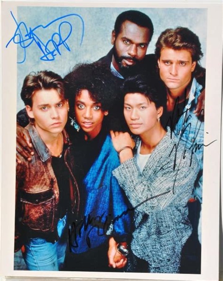 Art Hindle - Bio, Age, siblings, Wiki, Facts and Family