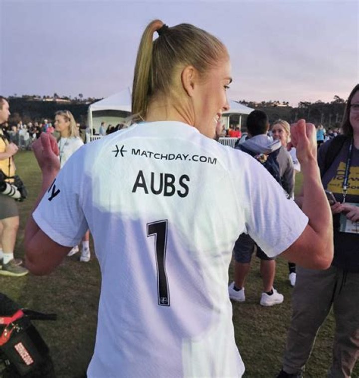 Aubrey Kingsbury: Soccer Player Detailed Bio, Age, Birthday, & Height Insights and more