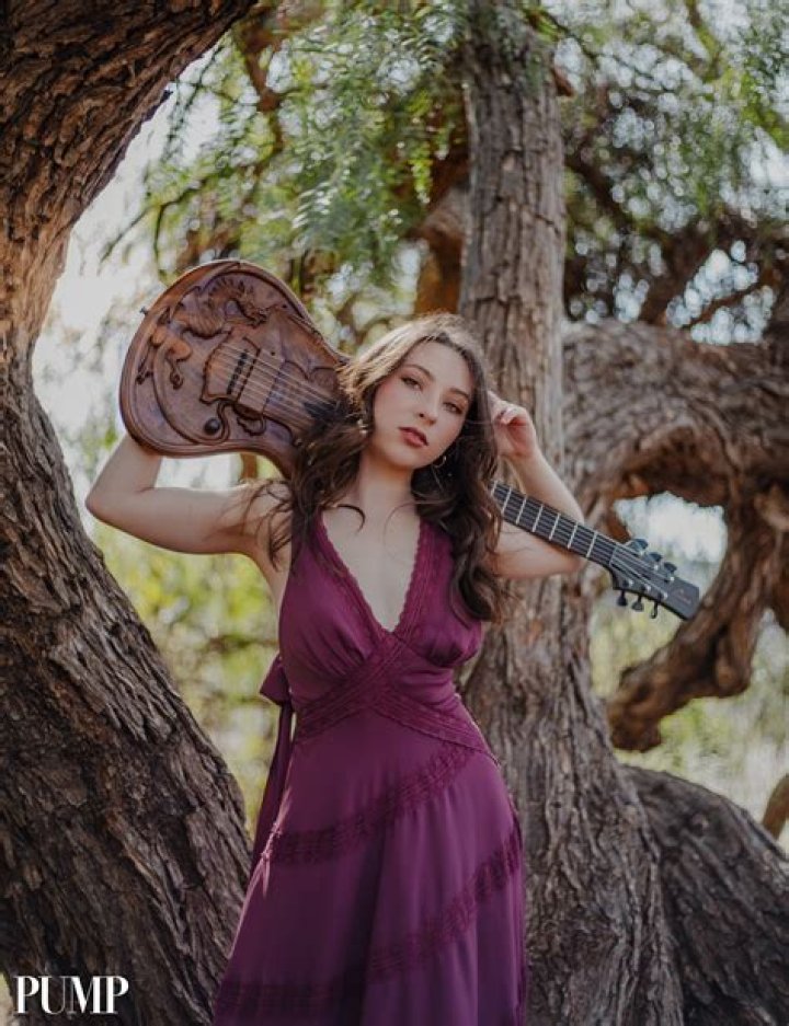 Ava Cantrell (tvactress) Wiki,Age,Birthday,Biography,Height,Net Worth ..