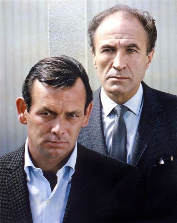 Barry Morse - Bio, Age, Wiki, Facts and Family