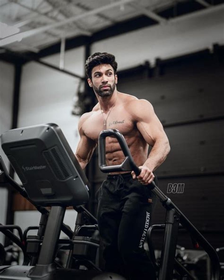 Bhuwan Chauhan - Bio, Age, Wiki, Facts and Family