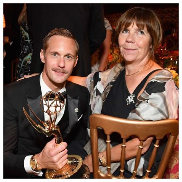 Bill Skarsgard - Bio, Age, siblings, height, Wiki, Facts and Family