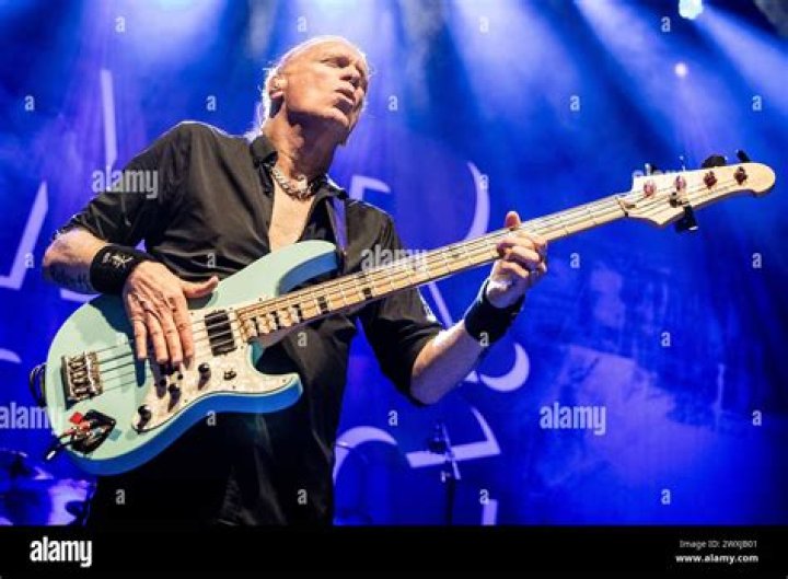 Billy Sheehan - Bio, Age, net worth, Wiki, Facts and Family