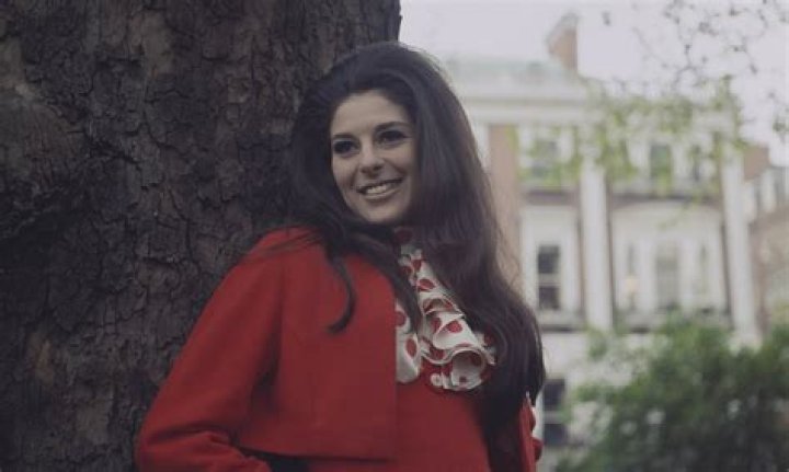 Bobbie Gentry - Bio, Age, net worth, Wiki, Facts and Family