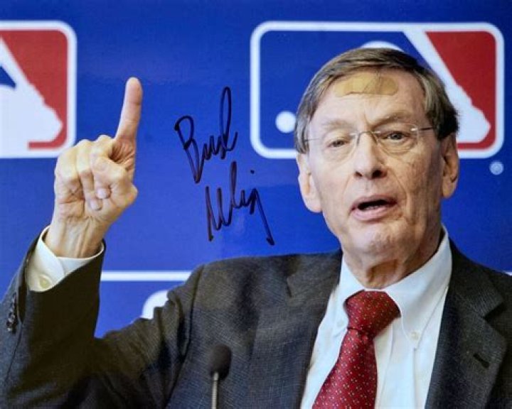 Bud Selig - Bio, Age, net worth, siblings, Wiki, Facts and Family