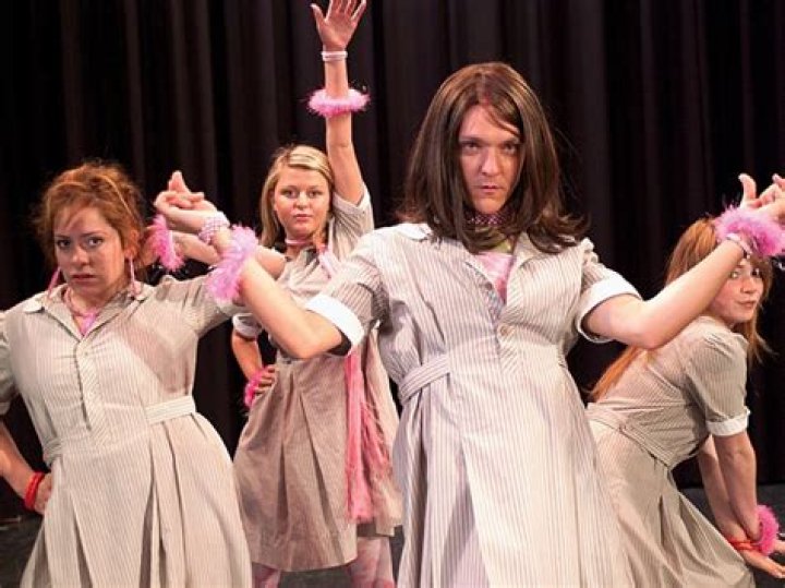 Chris Lilley - Bio, Age, net worth, height, Wiki, Facts and Family