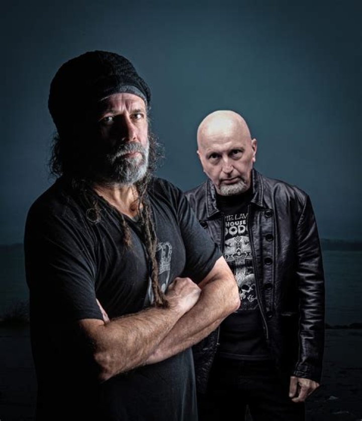 Christopher Daniel Barnes - Bio, Age, Wiki, Facts and Family