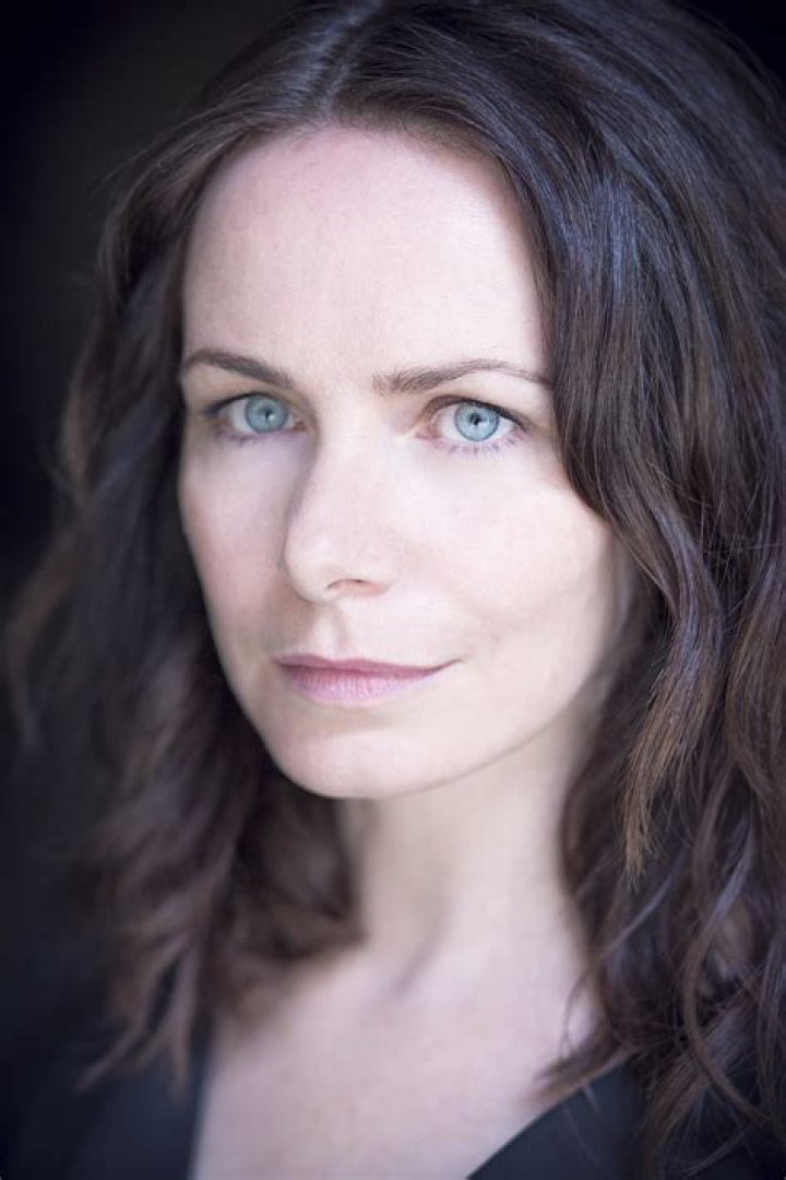 Clare Calbraith - Bio, Age, Wiki, Facts and Family