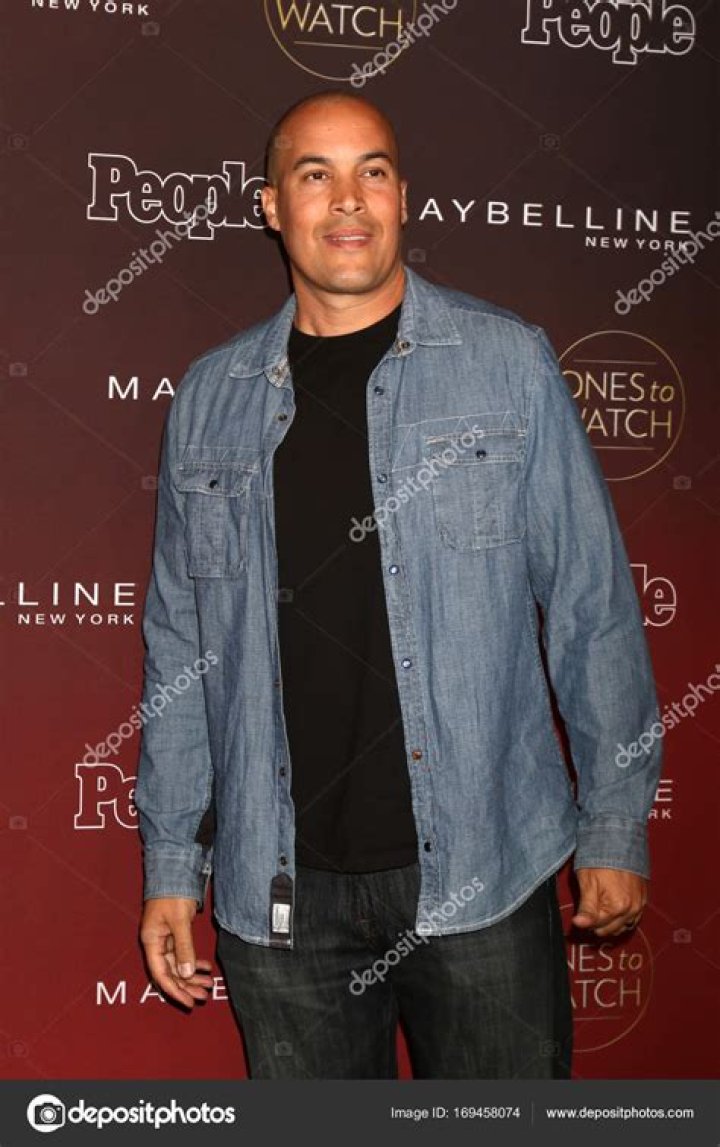 Coby Bell - Bio, Age, net worth, height, Wiki, Facts and Family