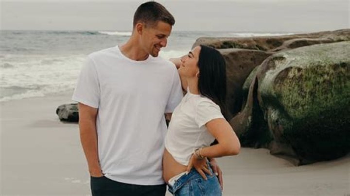 Corey Seager - Bio, Age, net worth, Wiki, Facts and Family