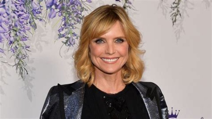 Courtney Thorne-Smith - Bio, Age, Wiki, Facts and Family