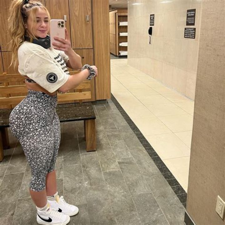 Danielle Cooper - Bio, Age, Wiki, Facts and Family