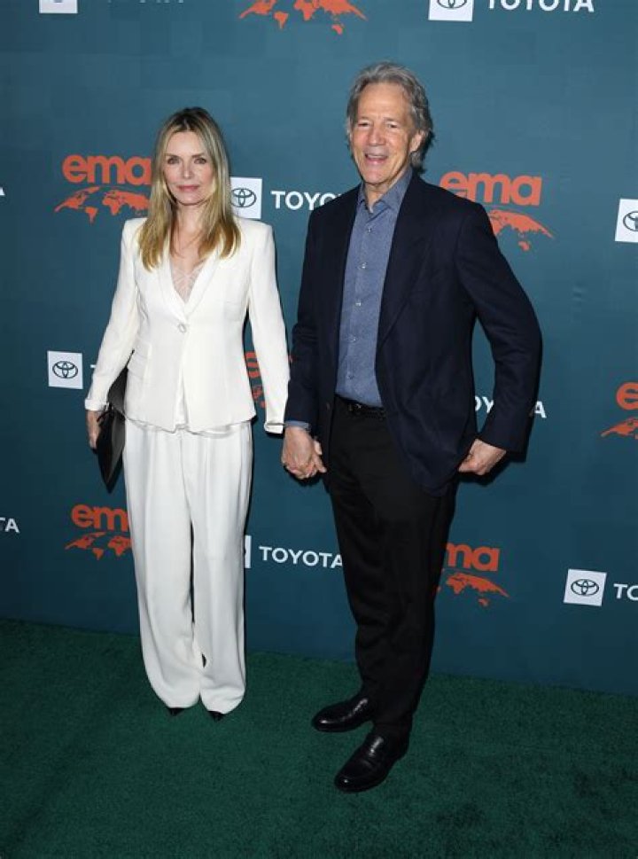 David E. Kelley - Bio, Age, net worth, Wiki, Facts and Family