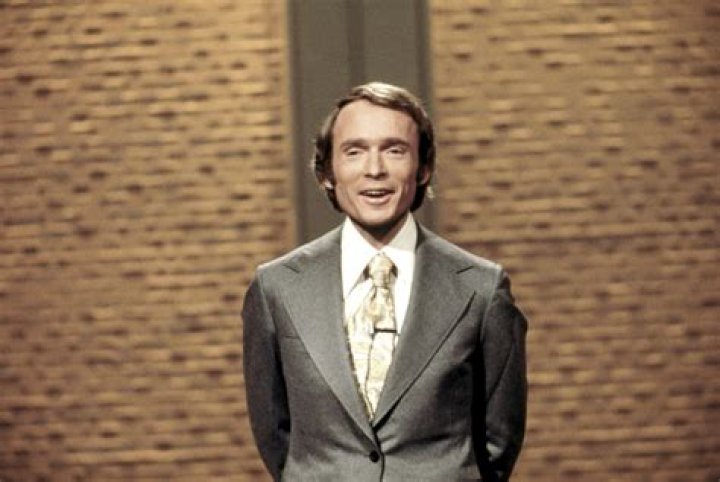 Dick Cavett - Bio, Age, net worth, height, Wiki, Facts and Family
