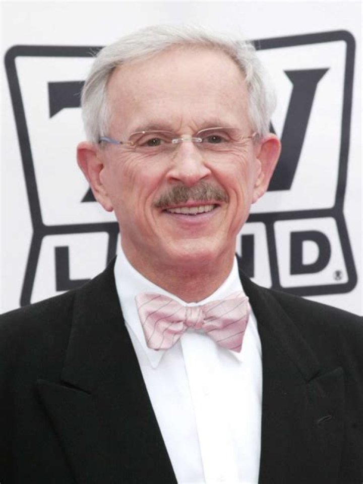 Dick Smothers - Bio, Age, net worth, Wiki, Facts and Family