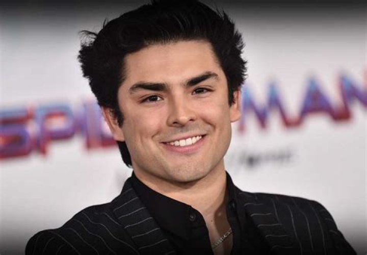 Diego Tinoco - Bio, Age, weight, height, Wiki, Facts and Family