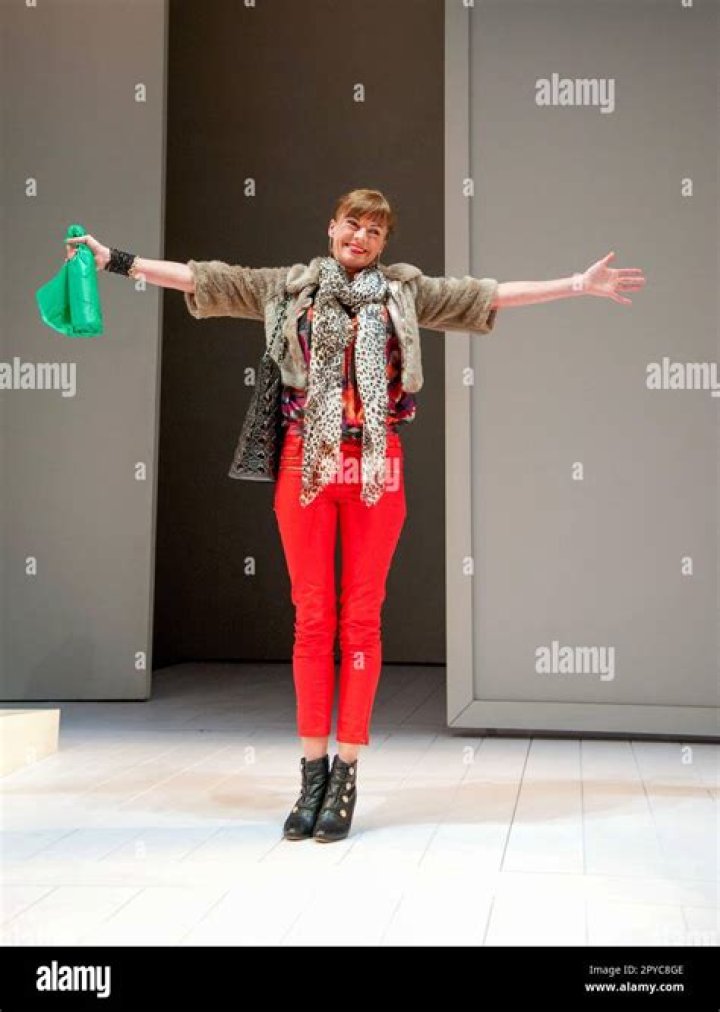 Doon Mackichan (actress) - Wikipedia, Age, Net Worth, Biography , Spotify, TikTok, Facebook, Facts and Family