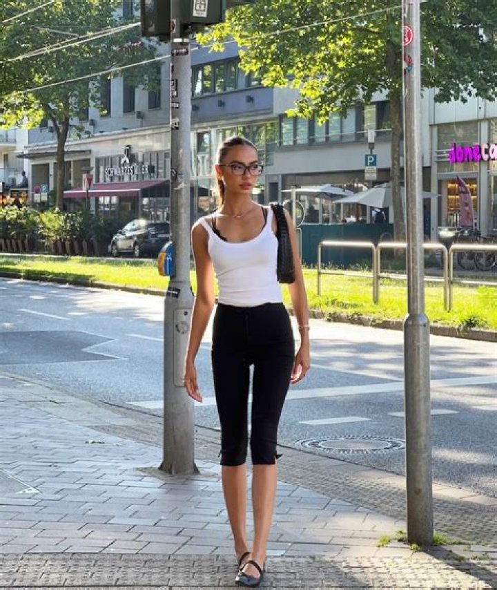 Dorothy Petzold - Bio, Age, Wiki, Facts and Family