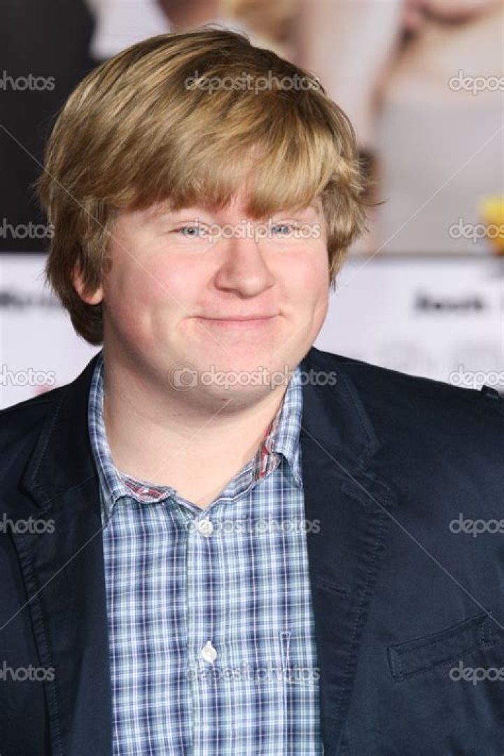 Doug Brochu - Bio, Age, height, weight, Wiki, Facts and Family