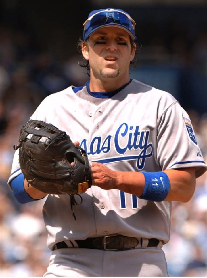 Doug Mientkiewicz - Bio, Age, weight, Wiki, Facts and Family