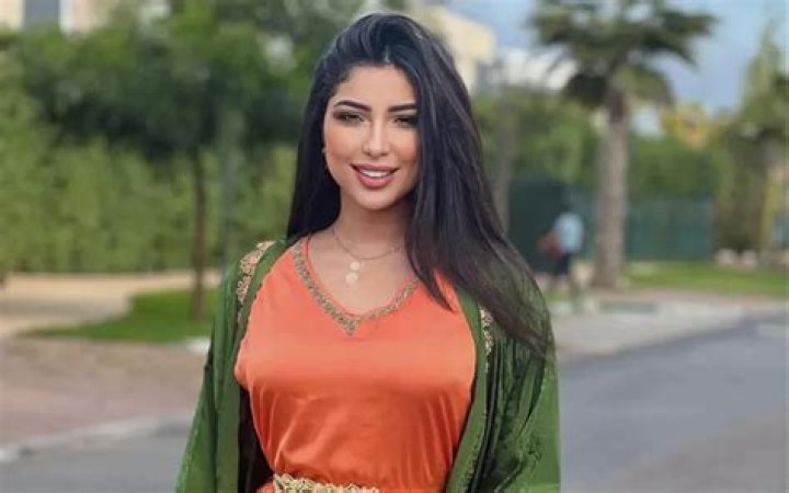Dounia Batma - Bio, Age, Wiki, Facts and Family