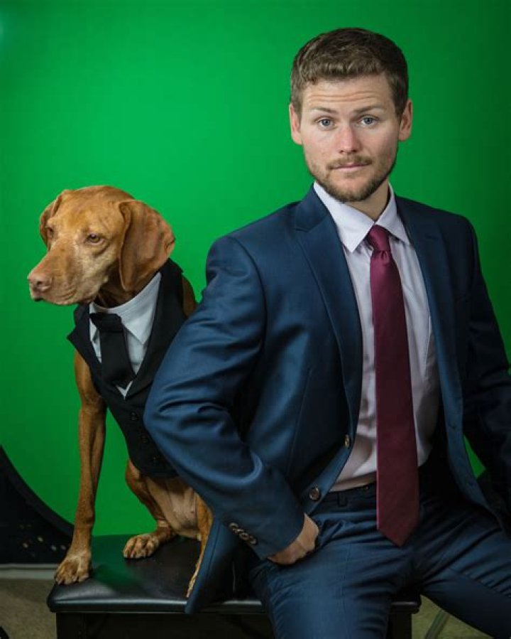 Drew Lynch - Bio, Age, height, weight, Wiki, Facts and Family