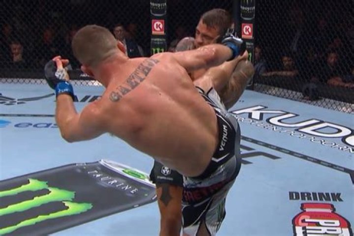 Dustin Poirier - Bio, Age, weight, height, Wiki, Facts and Family