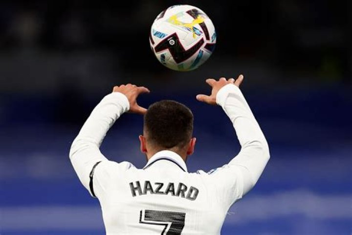 Eden Hazard - Bio, Age, net worth, siblings, height, Wiki, Facts and Family