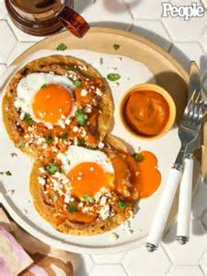 Edith Galvez - Bio, Age, Wiki, Facts and Family