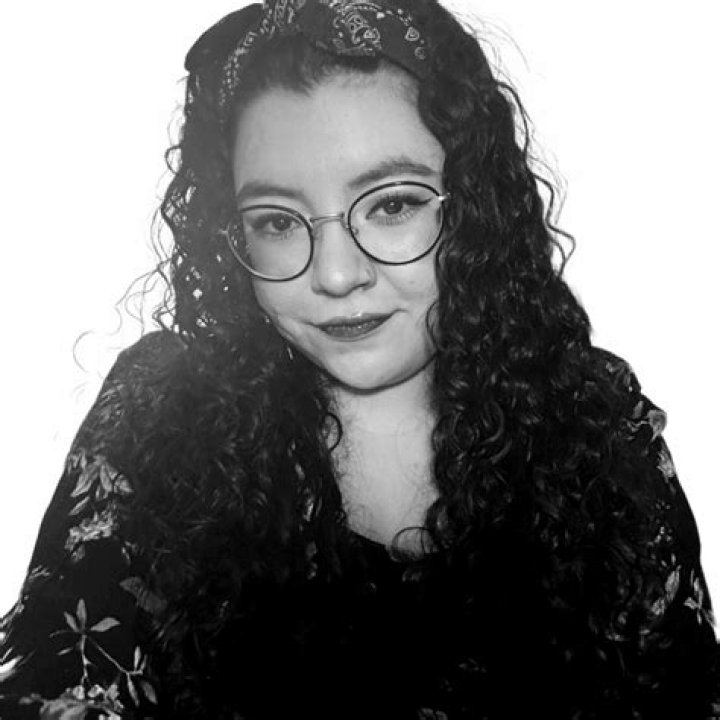 Edith Gonzalez - Bio, Age, Wiki, Facts and Family