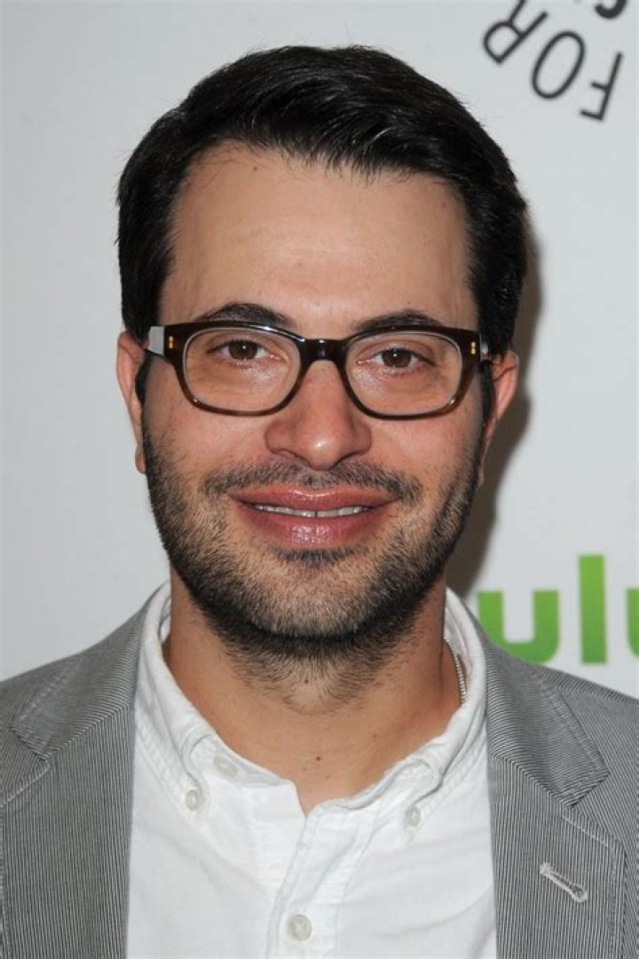 Edward Kitsis - Bio, Age, Wiki, Facts and Family