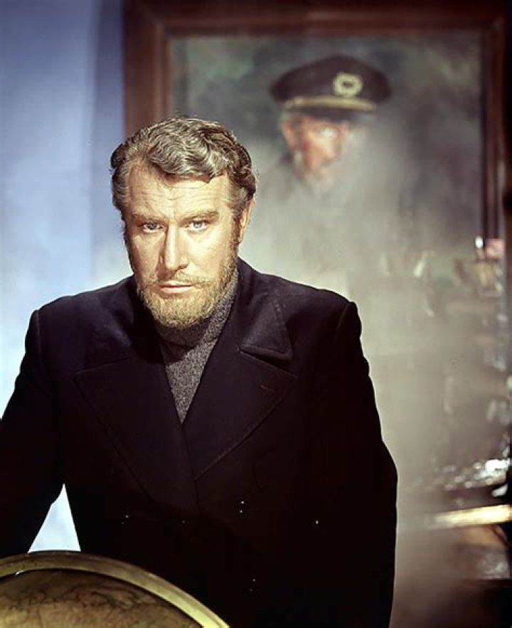 Edward Mulhare - Bio, Age, siblings, height, Wiki, Facts and Family