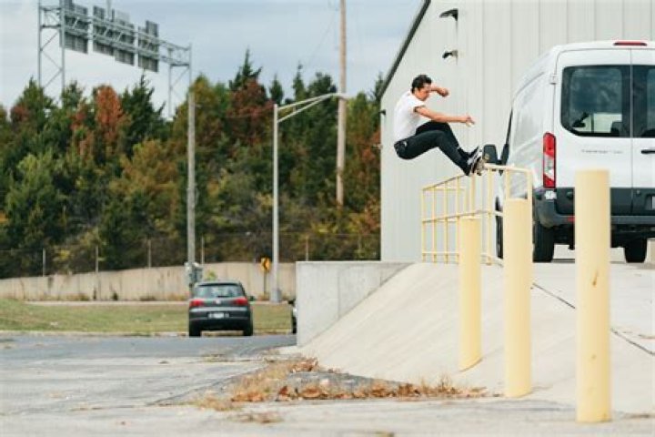 Elijah Berle - Bio, Age, Wiki, Facts and Family