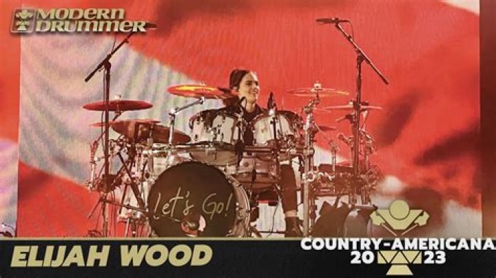 Elijah Wood - Bio, Age, net worth, height, Wiki, Facts and Family